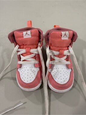 Jordan 1 Mid Toddler High-Top Sneakers in Coral Pink and White